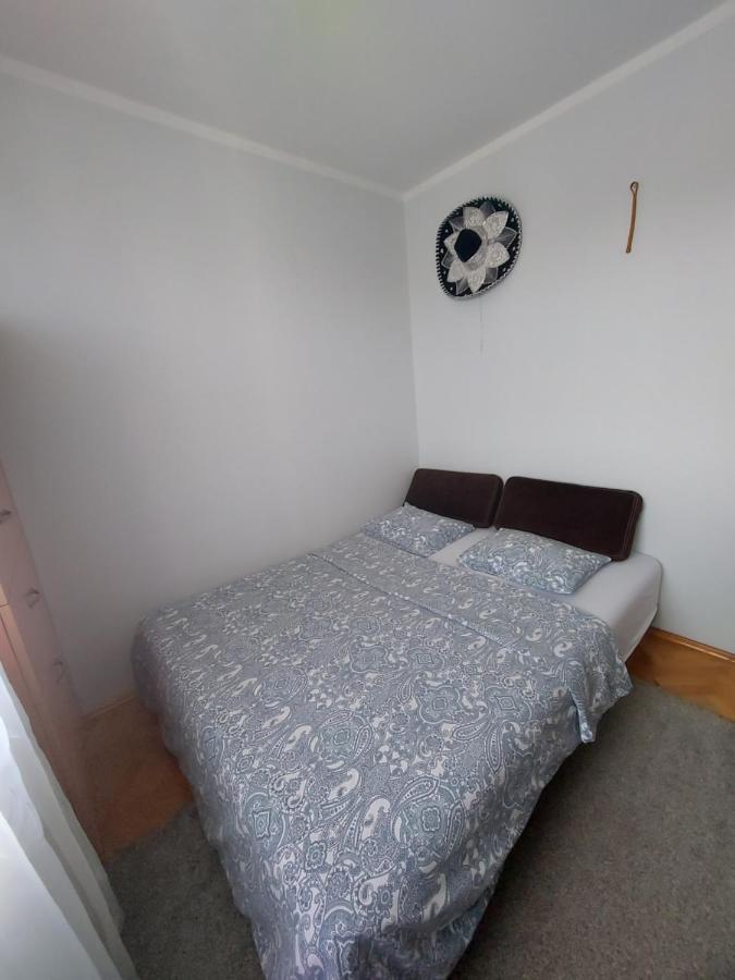 Wygodny Przestronny Apartament Janowskie Blonia Rumia Buitenkant foto