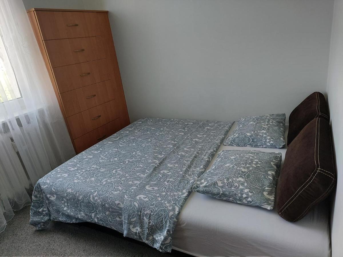 Wygodny Przestronny Apartament Janowskie Blonia Rumia Buitenkant foto