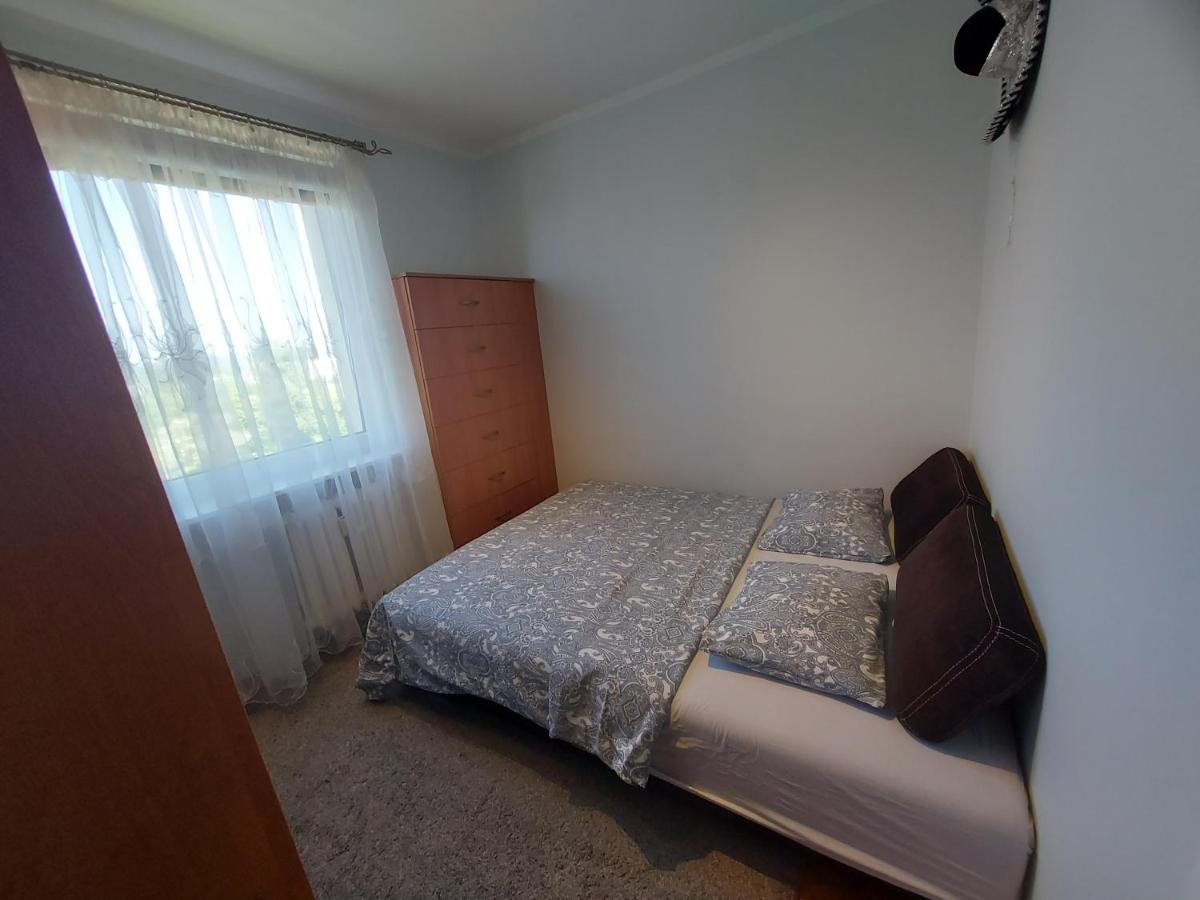 Wygodny Przestronny Apartament Janowskie Blonia Rumia Buitenkant foto
