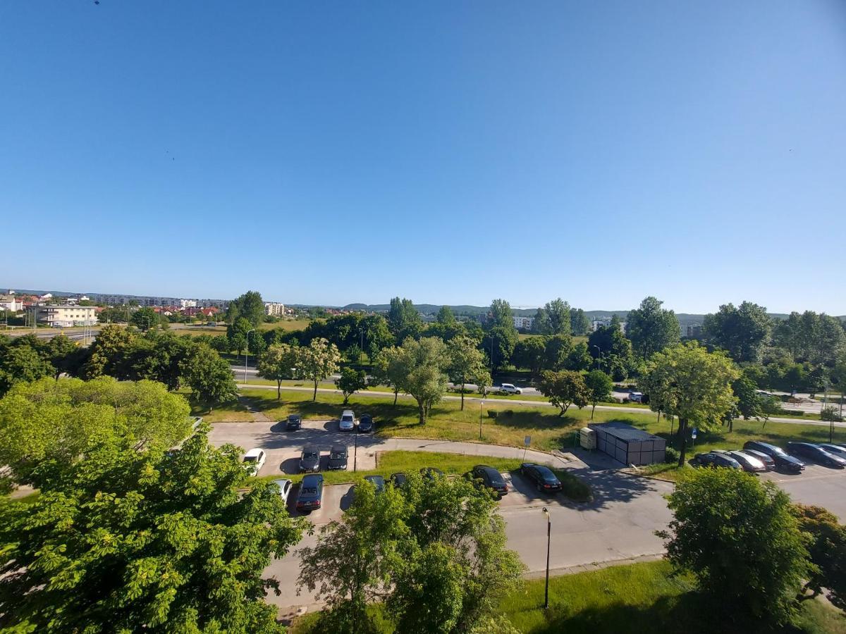 Wygodny Przestronny Apartament Janowskie Blonia Rumia Buitenkant foto