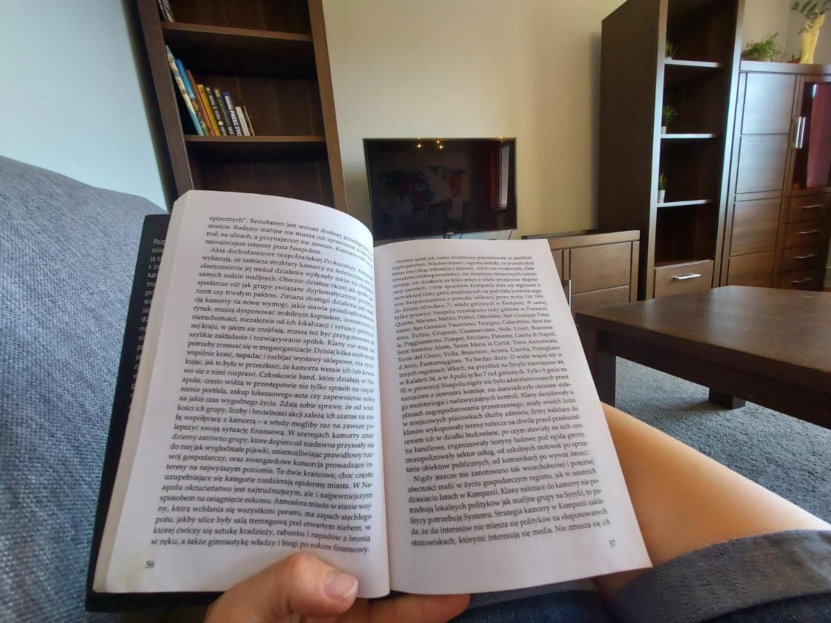 Wygodny Przestronny Apartament Janowskie Blonia Rumia Buitenkant foto