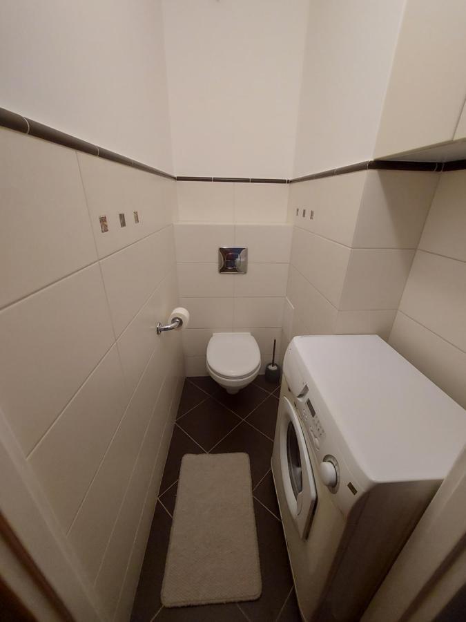 Wygodny Przestronny Apartament Janowskie Blonia Rumia Buitenkant foto